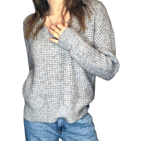 Falls Creek Sz M V Neck Textured Sweater Waffle Knit Blue Grey Pullover Casual - Picture 2 of 11